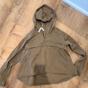 Lulu Lemon quarter zip rain jacket